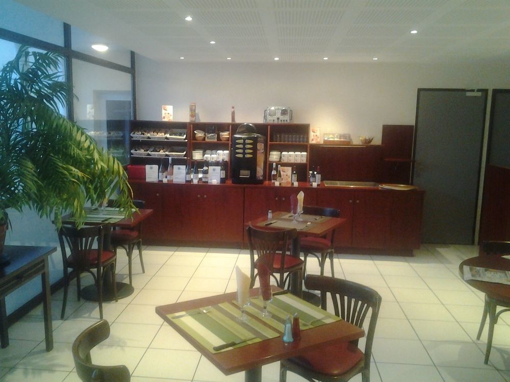 The Originals City, Hotel Helios, Roanne Nord Mably Exterior foto